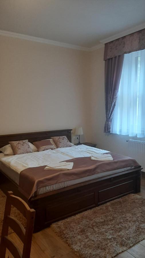 Toscana Apartman Gyula Zewnętrze zdjęcie