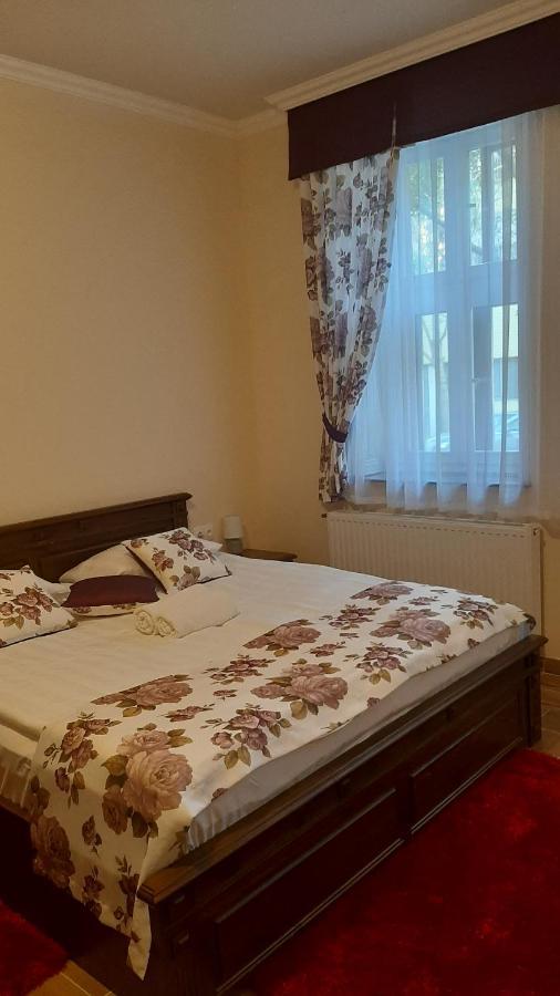 Toscana Apartman Gyula Zewnętrze zdjęcie