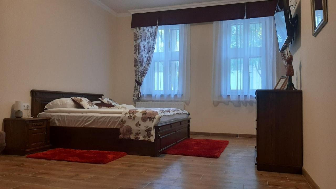 Toscana Apartman Gyula Zewnętrze zdjęcie