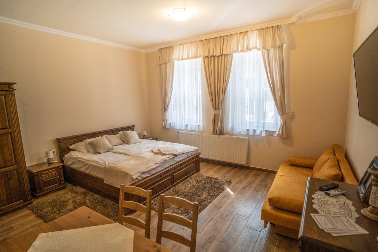 Toscana Apartman Gyula Zewnętrze zdjęcie