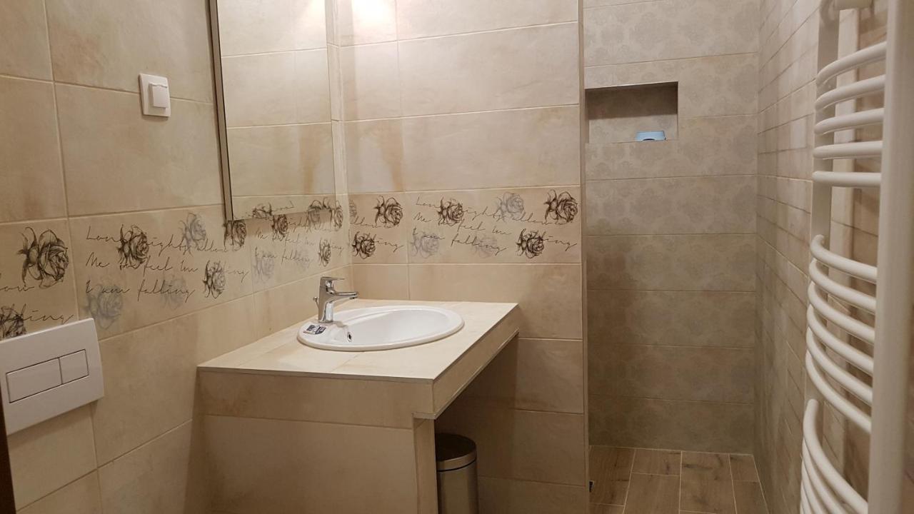 Toscana Apartman Gyula Zewnętrze zdjęcie