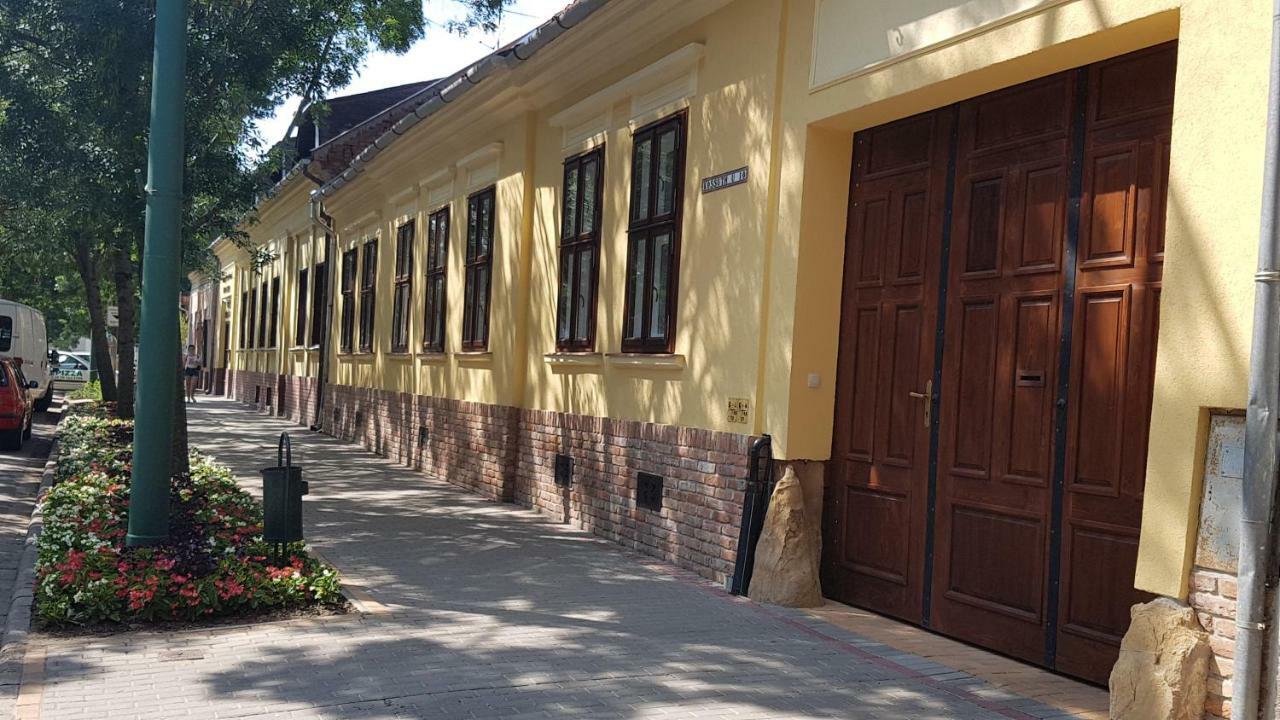 Toscana Apartman Gyula Zewnętrze zdjęcie