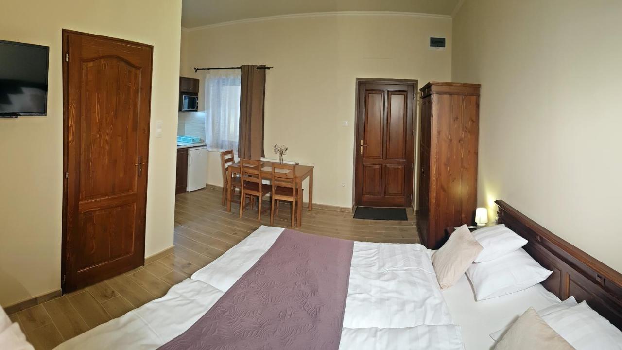 Toscana Apartman Gyula Zewnętrze zdjęcie